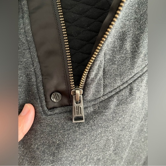 Harley Davidson Gray and Black Hoodie with Zipper— women’s Medium PTP 19.2 inch - Picture 9 of 10